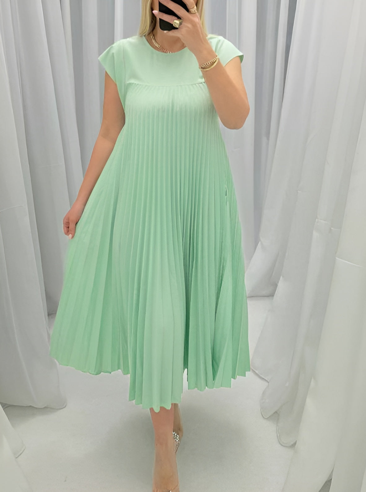 SIMONE | Vestido Ligero y Elegante con Pliegues