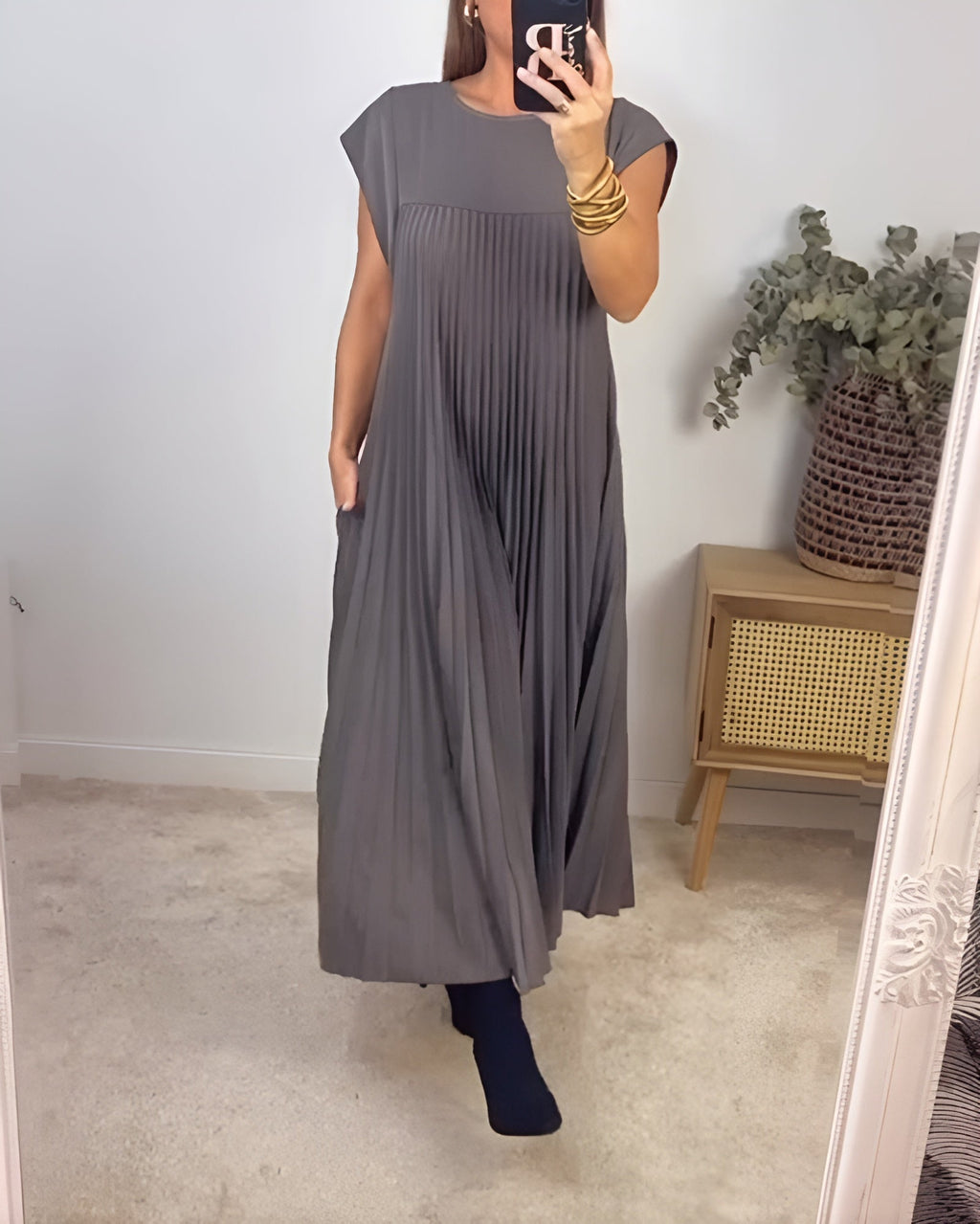 SIMONE | Vestido Ligero y Elegante con Pliegues