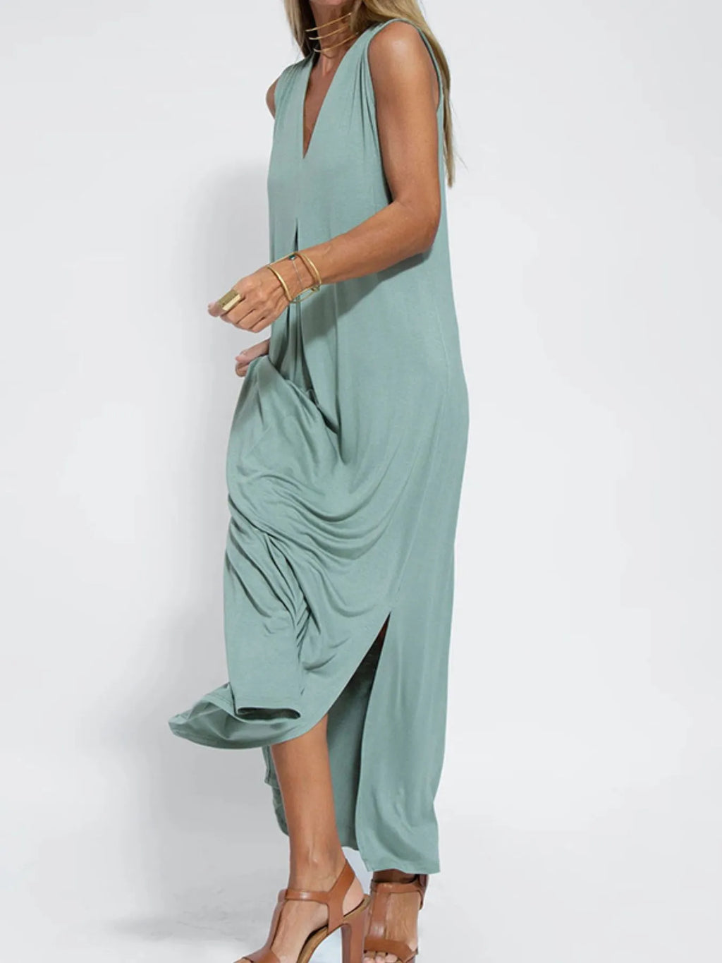 Vestido Maxi de Talla Grande Sin Mangas con Cuello en V