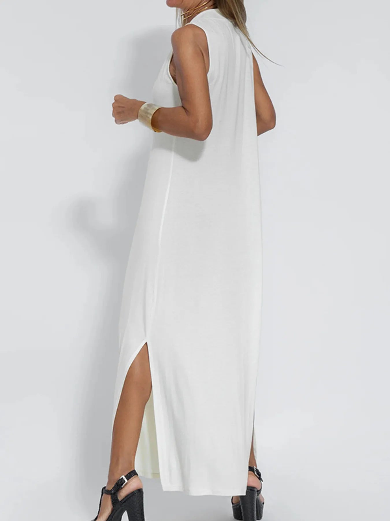 Vestido Maxi de Talla Grande Sin Mangas con Cuello en V