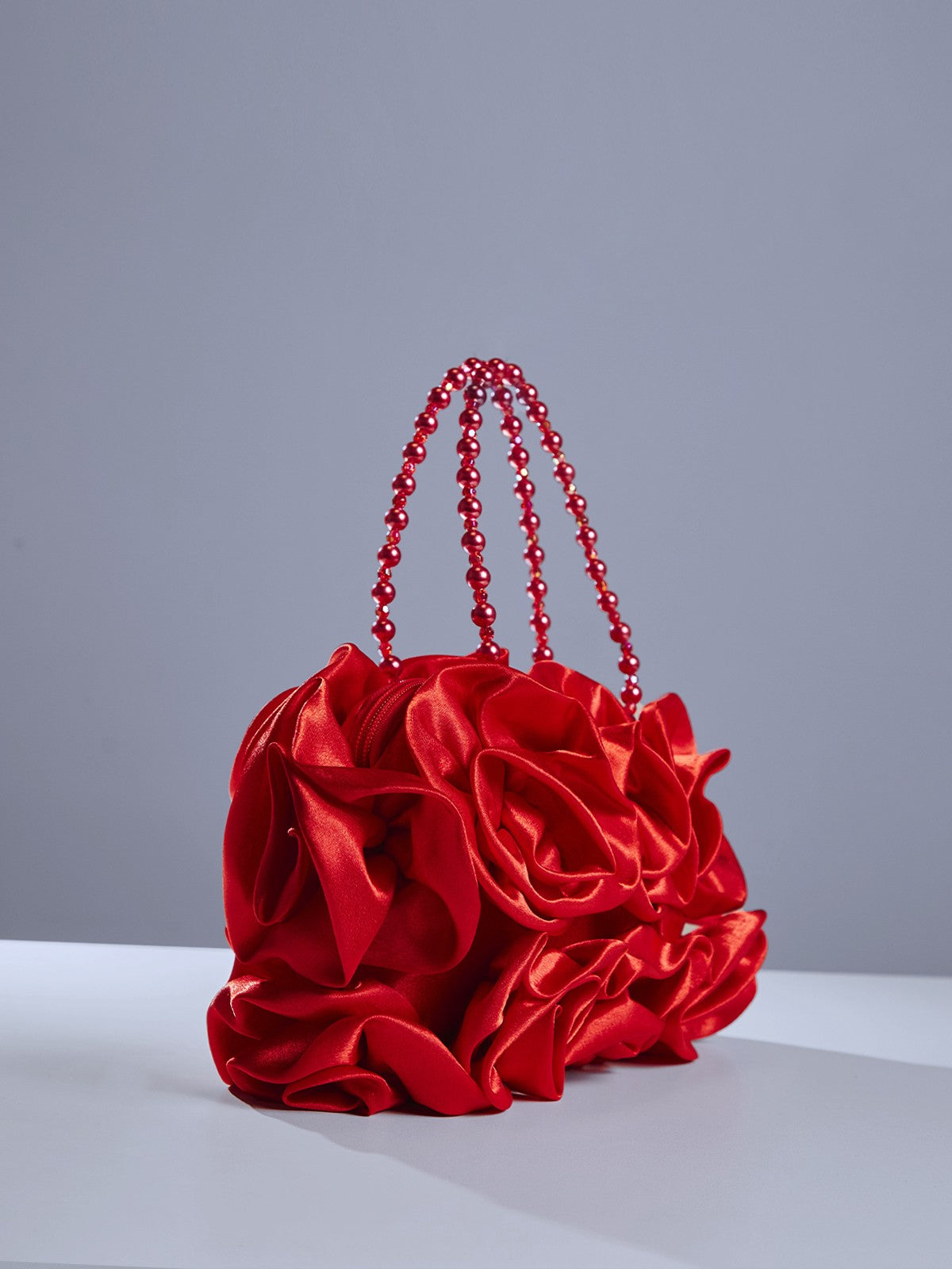 Bolso de Satén Rojo Adahy Flower