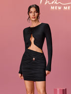 Vestido Corto de Manga Larga Alcuin en Color Negro