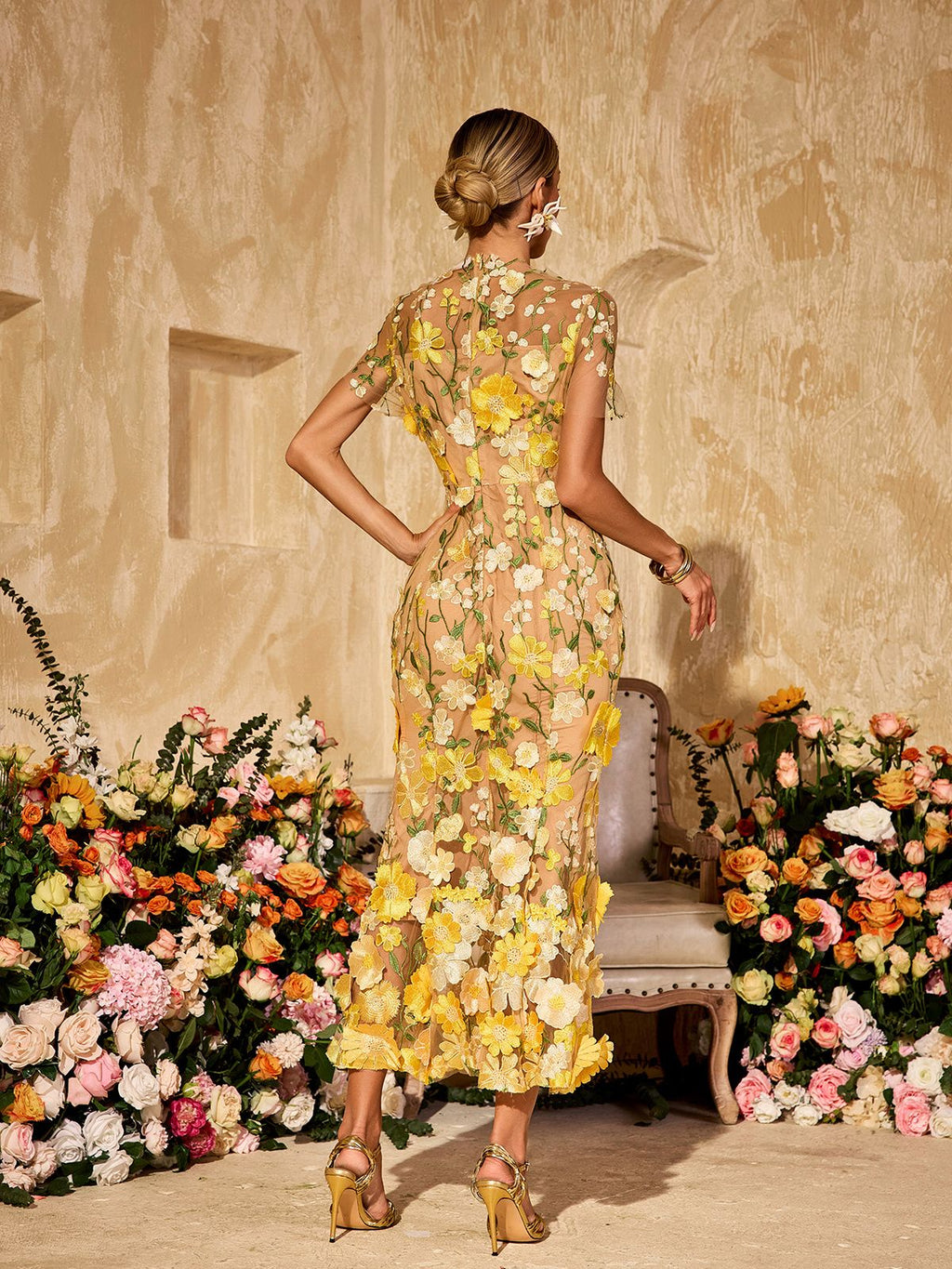 Vestido Midi Alirio con Bordado Floral