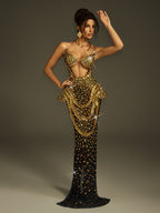 Vestido Maxi Sin Tirantes Arygon en Negro y Dorado con Corte y Detalles de Cristales