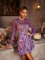 Vestido Corto de Manga Larga con Bordado Floral Dallan