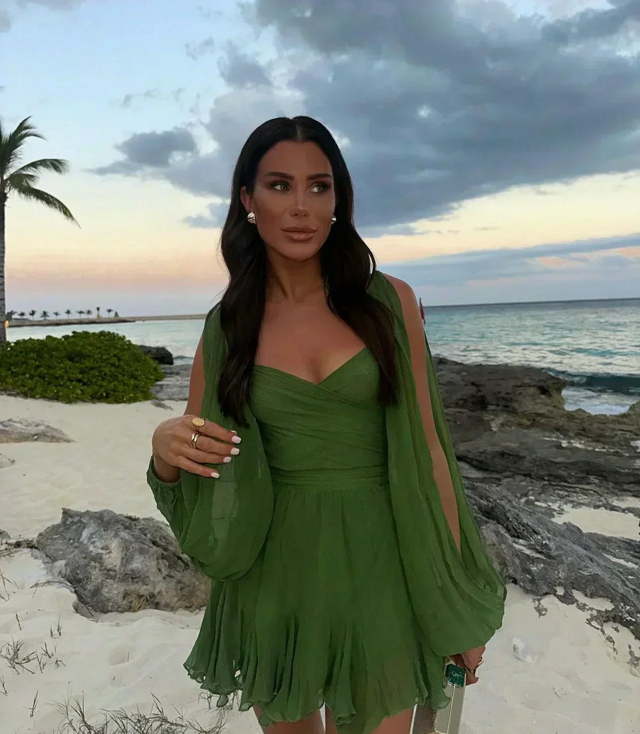 DIANNE | Mini Vestido con Mangas Elegantes
