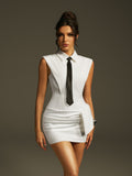 Mini Vestido Lazaro con Cuello Doblado y Cinturón