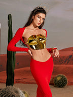 Top Halter Quill en Oro con Diseño de Armadura