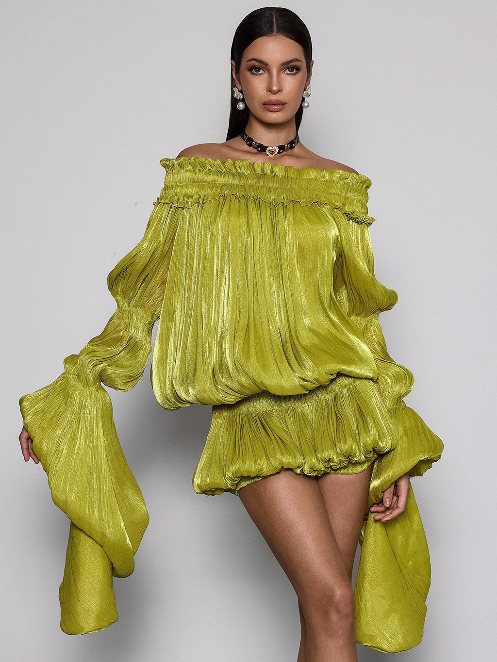 Conjunto de Vestido Arrugado sin Mangas Salyxen en Chartreuse