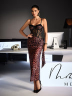 Vestido Largo de Encaje Leopardo Xanriel en Color Rojo